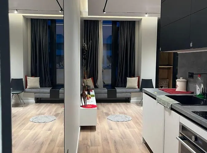 アパート Square 21 *