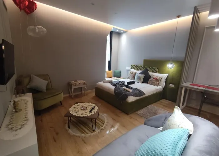 Square 21 ティラナ